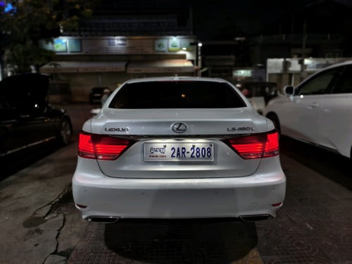 LEXUS LS460L 2013 FULL OPTION VIP