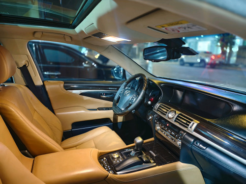 LEXUS LS460L 2013 FULL OPTION VIP