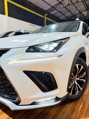 Lexus Nx200t Full Luxury 2015 7ប៊ូតុង​ គុជ​4 ឡើង​មុខ​2018