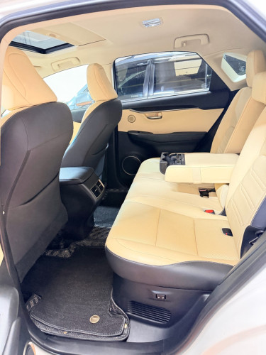 Lexus Nx200t Full Luxury 2015 7ប៊ូតុង​ គុជ​4 ឡើង​មុខ​2018