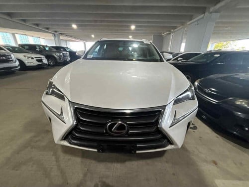 Lexus nx200t luxury 015