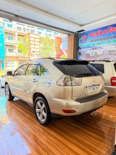 Lexus RX330 H-Full 2005 ធានា​ឡាន​ស្អាត​ គីឡូ​ម៉ាយល៍​13មុឺនសុីន​ លំដាប់​មេឡាន