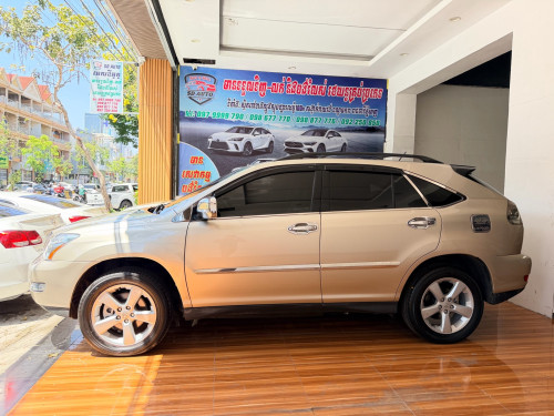 Lexus RX330 H-Full 2005 ធានា​ឡាន​ស្អាត​ គីឡូ​ម៉ាយល៍​13មុឺនសុីន​ លំដាប់​មេឡាន