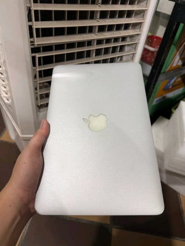 MacBook Air 2011