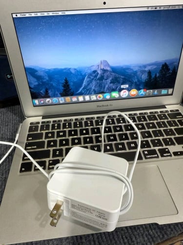MacBook Air 2011