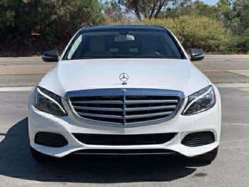 Mercedes Benz C300 4Matice ឆ្នាំ 2015 ធានាឡានស្អាត