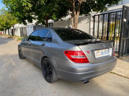 Mercedes C220 CDI 2012 Full option