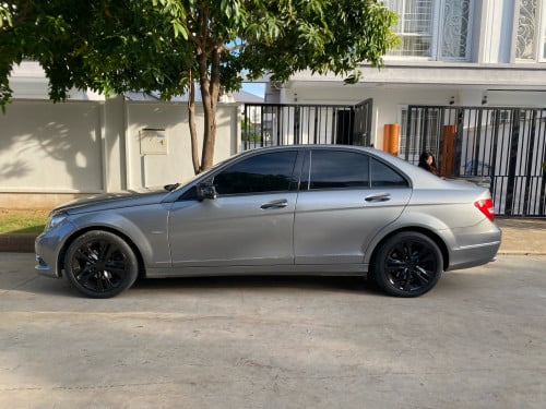 Mercedes C220 CDI 2012 Full option