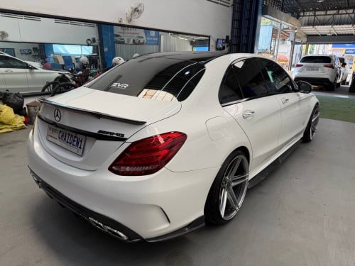 Mercedes C300 2015 AMG 4Matic Full option
