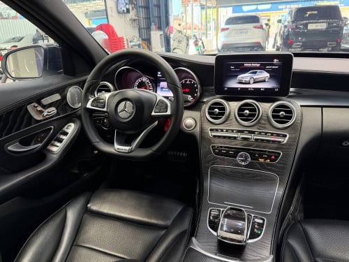 Mercedes C300 2015 AMG 4Matic Full option