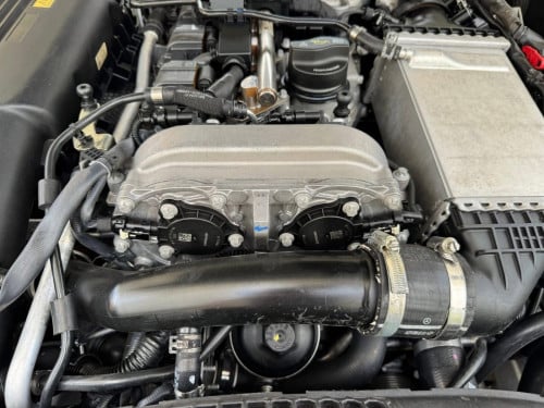 Mercedes Benz C300 4Matice ឆ្នាំ 2015 ធានាឡានស្អាត តម្លៃចរចារ