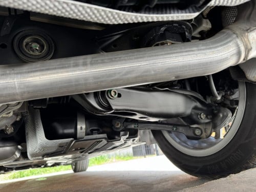 Mercedes Benz C300 4Matice ឆ្នាំ 2015 ធានាឡានស្អាត តម្លៃចរចារ