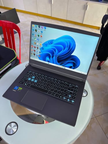 MSI Gaming Thin 15 B12UCX /i5-12th/ 8GB / RTX 2050 4G