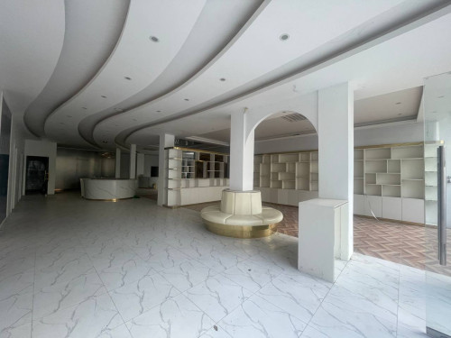 Prime shophouse for rent in BKK1 / BKK1黄金商铺出租