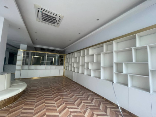 Prime shophouse for rent in BKK1 / BKK1黄金商铺出租