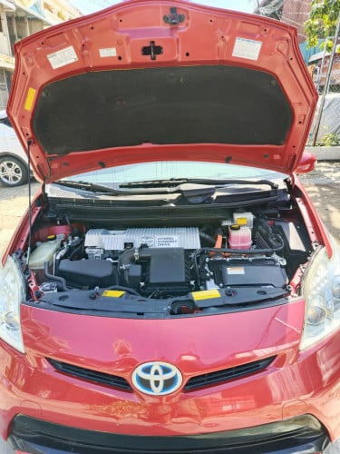 Prius 012 Option 4 Deluxe Solar