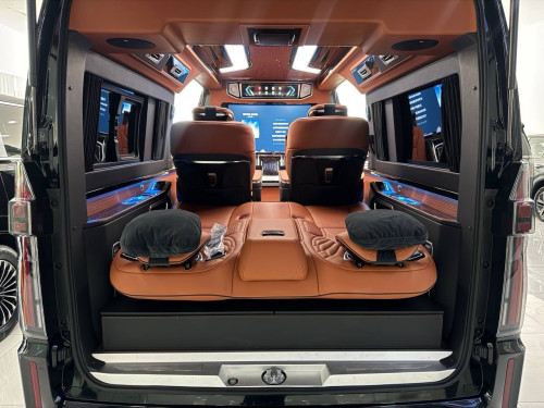Toyota Hiace VIP MPV Luxury Edition ( Instock now )