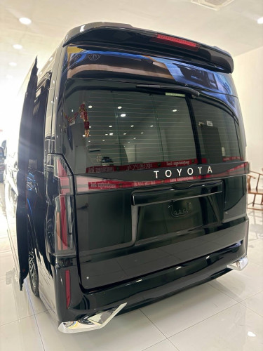 Toyota Hiace VIP MPV Luxury Edition ( Instock now )