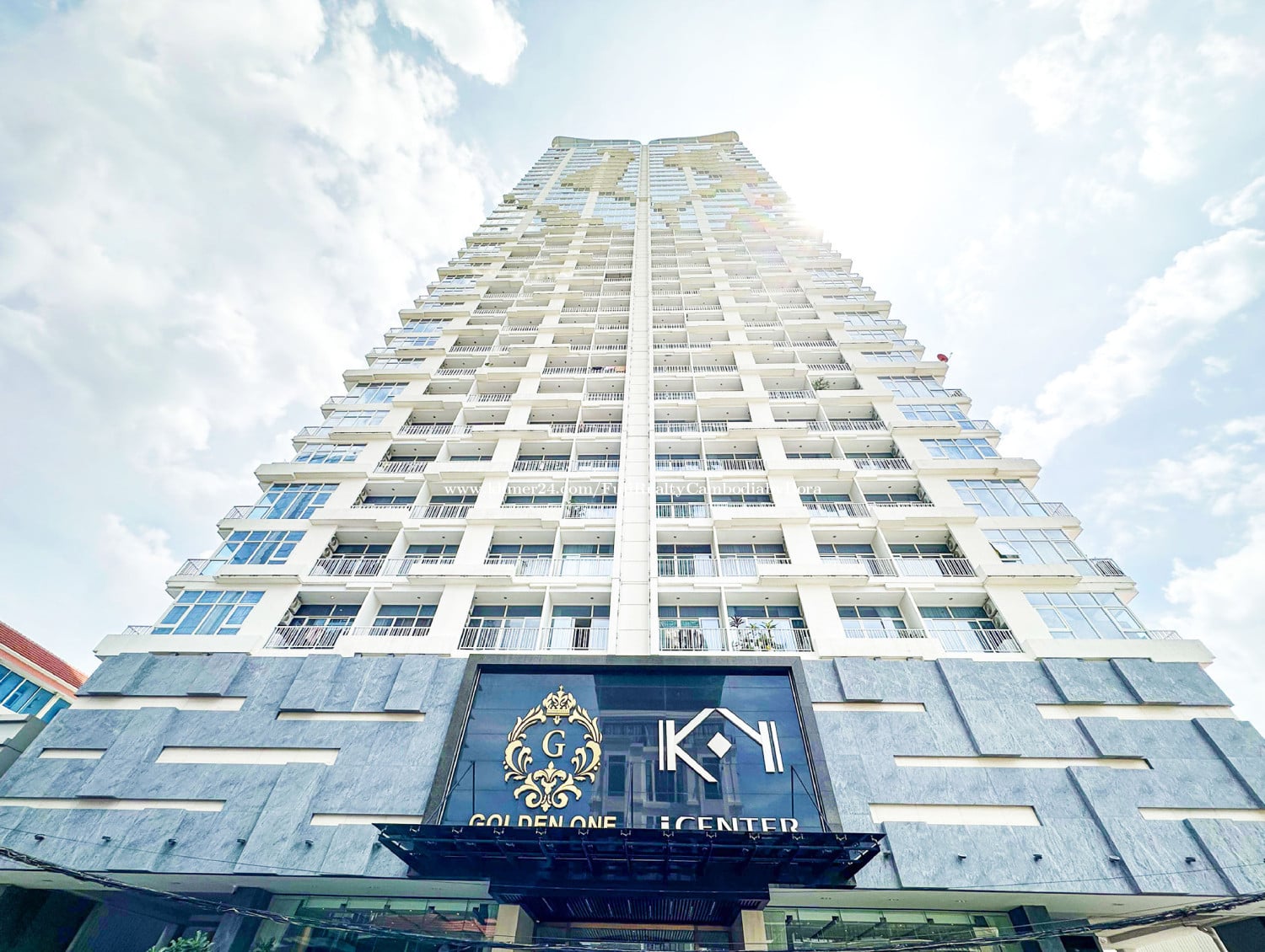 Fully Furnished One Bedroom at Golden One BKK3