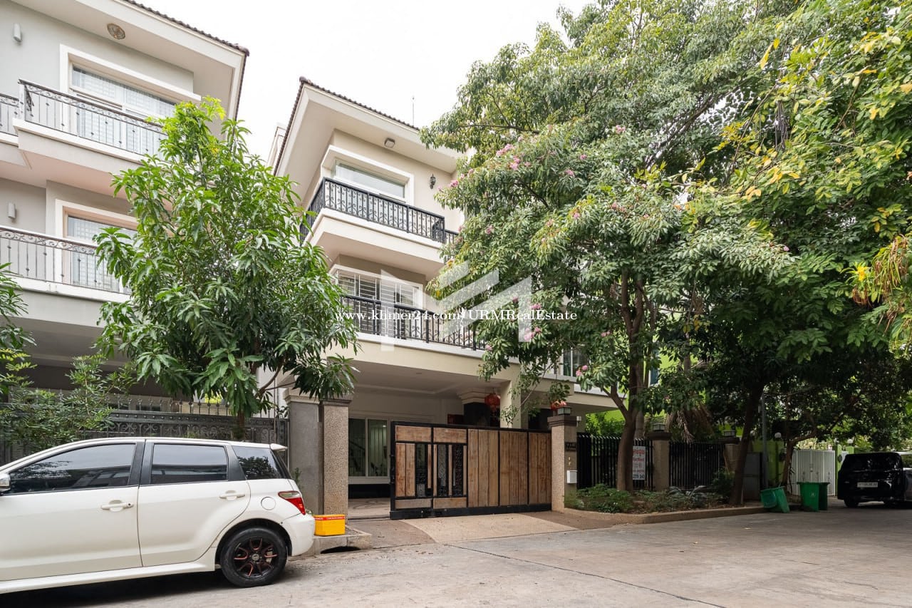 Modern 5 Bedrooms Villa for RENT in Elite Town Diamond Island near AEON Mall