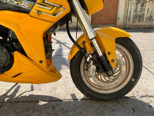 ម៉ូតូលក់​