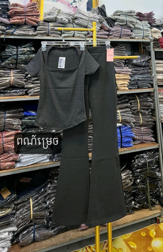 ឈុតជើងប៉ាត់លក់ដាច់ខ្លាំងសាច់ស្អាត