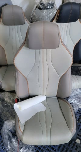 កៅអីឡាន 1 (ខាងតៃកុង) 180$ ឡាន BYD sealion 5 នៅថ្មី