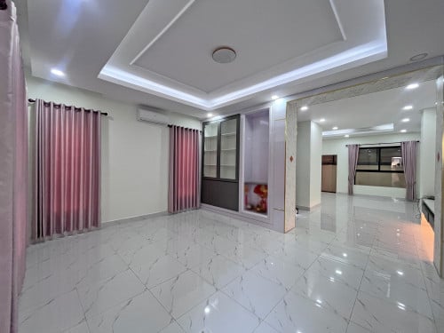 🏡 វីឡាភ្លោះ​ (Twin) សម្រាប់ជួល ក្នុងបុរី អាម៉ូរី