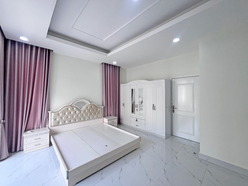 🏡 វីឡាភ្លោះ​ (Twin) សម្រាប់ជួល ក្នុងបុរី អាម៉ូរី