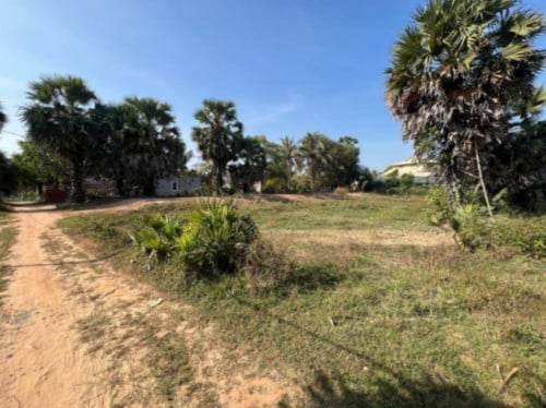 🏦Land Available for Urgent Sale at a Special Price (Negotiable).