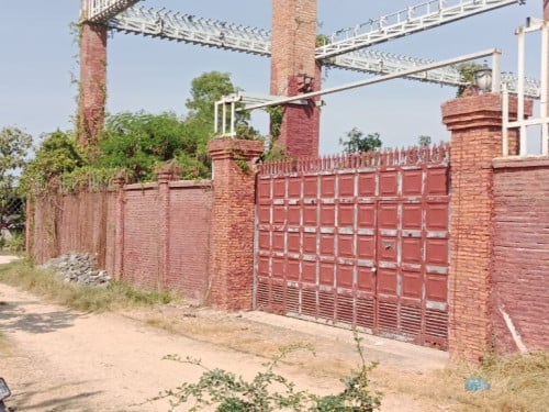 🏦Shop House Available for Urgent Sale at a Special Price (Negotiable).