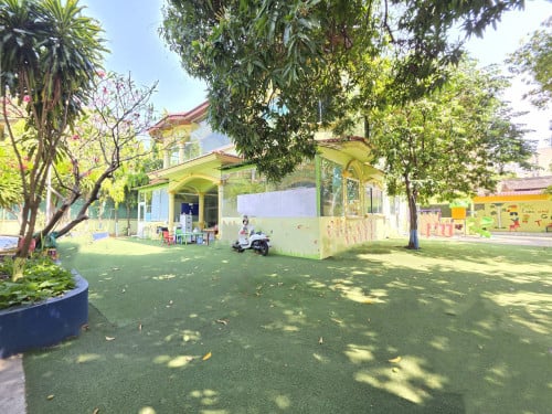 ដី ផ្ទះវីឡាលក់ នៅទួលគោក / Villa For Sale in Toul Kork - $2,450/m2