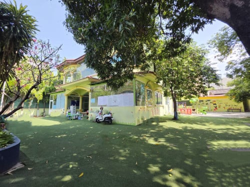 ដី ផ្ទះវីឡាលក់ នៅទួលគោក / Villa For Sale in Toul Kork - $2,450/m2