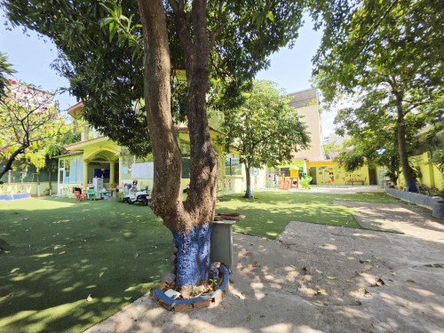 ដី ផ្ទះវីឡាលក់ នៅទួលគោក / Villa For Sale in Toul Kork - $2,450/m2
