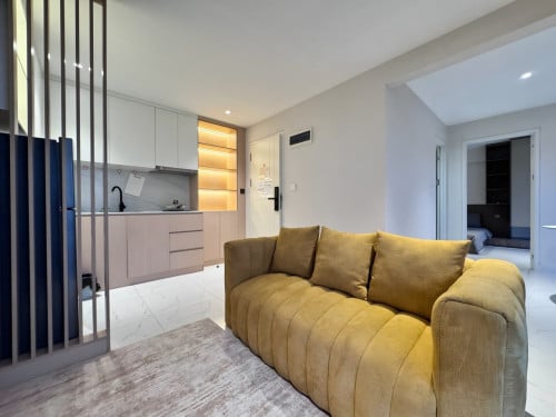 1Bedroom 350$ Conner room