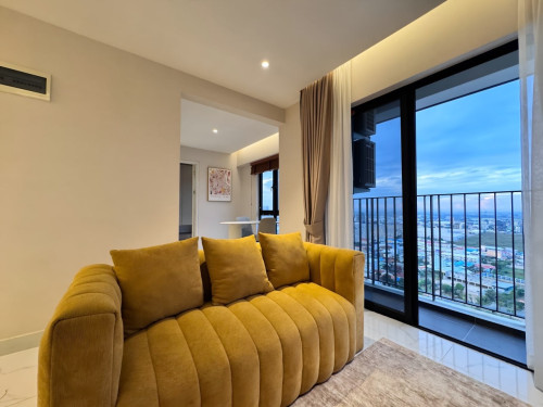1Bedroom 350$ Conner room