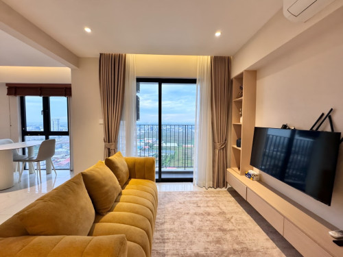 1Bedroom 350$ Conner room