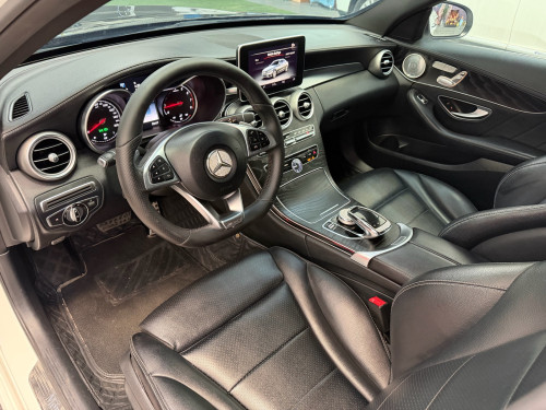 2015 Mercedes-Benz C300 AMG ឡានលេងហេីយស្រាប់