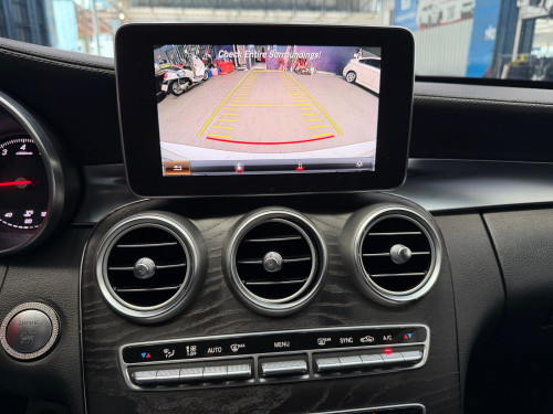 2015 Mercedes-Benz C300 AMG ឡានលេងហេីយស្រាប់