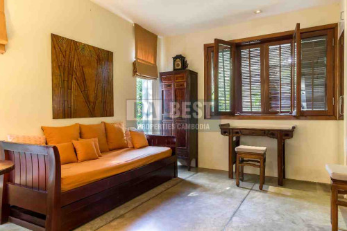 5 Bedrooms Tropical Villa For Sale with Pool in Siem Reap - Cambodia