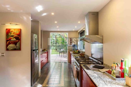 5 Bedrooms Tropical Villa For Sale with Pool in Siem Reap - Cambodia