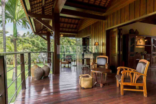 5 Bedrooms Tropical Villa For Sale with Pool in Siem Reap - Cambodia