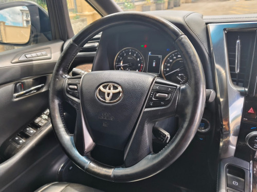 Toyota Alphard 2018 ស្លាកលេខ ឡានមូល តម្លៃ $89000 ចចារ