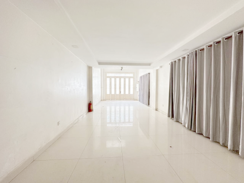 Building For Rent