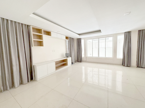 Building For Rent