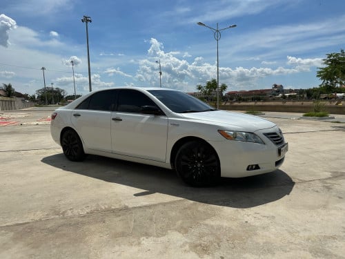 Camry 07 Hybrid 50th Anniversary