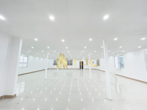Commercial Building for Rent