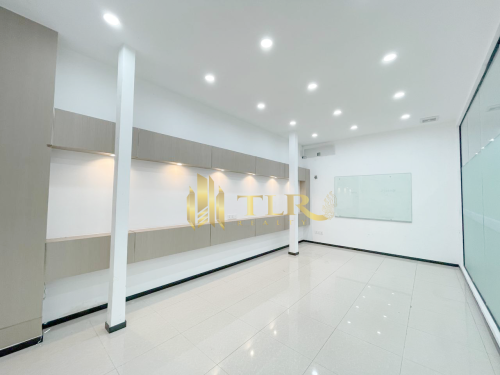 Commercial Building for Rent