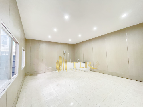 Commercial Building for Rent