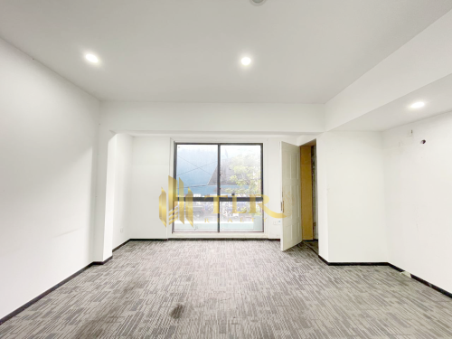 Commercial Building for Rent
